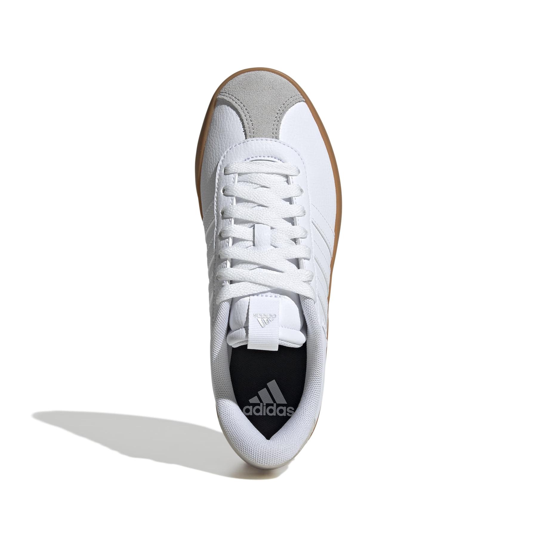 product/a/d/adidas_jr8660_3_footwear_photography_top_portrait_view_white-nw091725.jpg