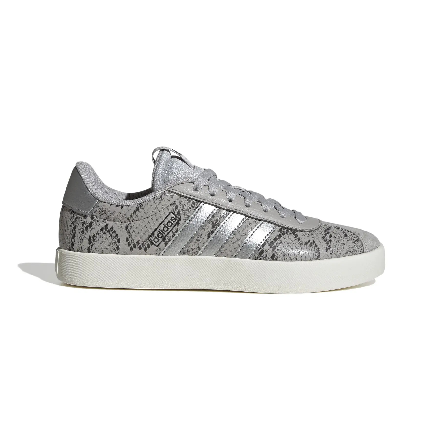product/a/d/adidas_jr8669_1_footwear_photography_side_lateral_center_view_white-nw091725.jpg