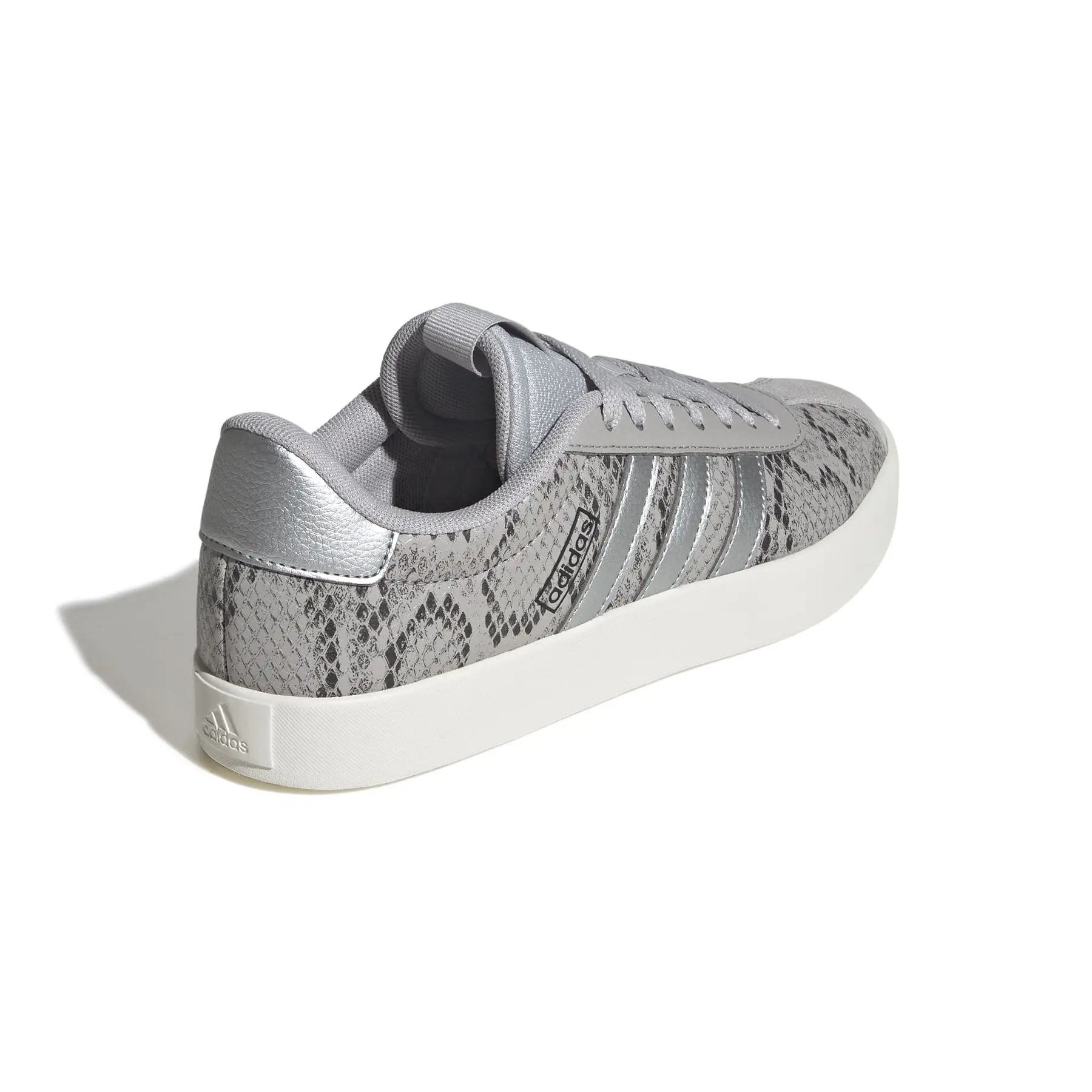 product/a/d/adidas_jr8669_7_footwear_photography_back_lateral_top_view_white-nw091725.jpg