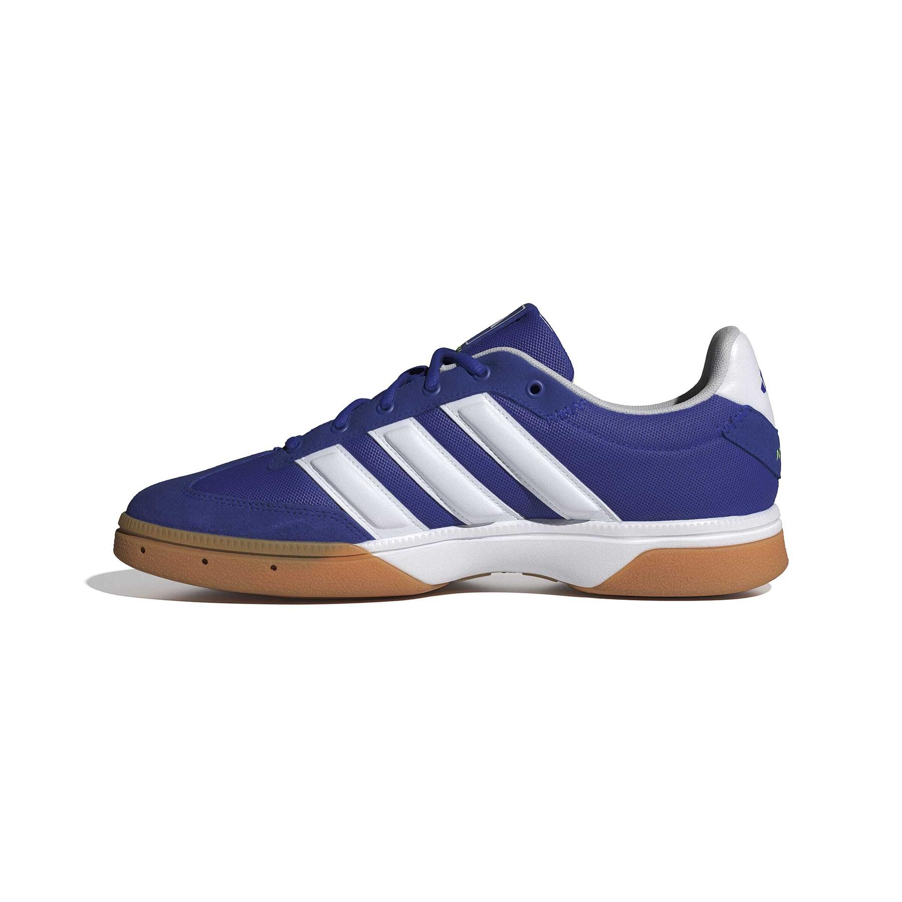product/a/d/adidas_js0243_5_footwear_photography_side_medial_center_view_white.jpg