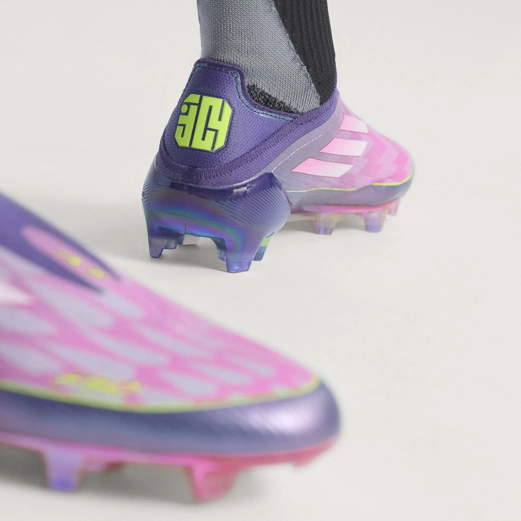 Football boots without laces adidas F50 Elite Lamine FG | Foot-Store