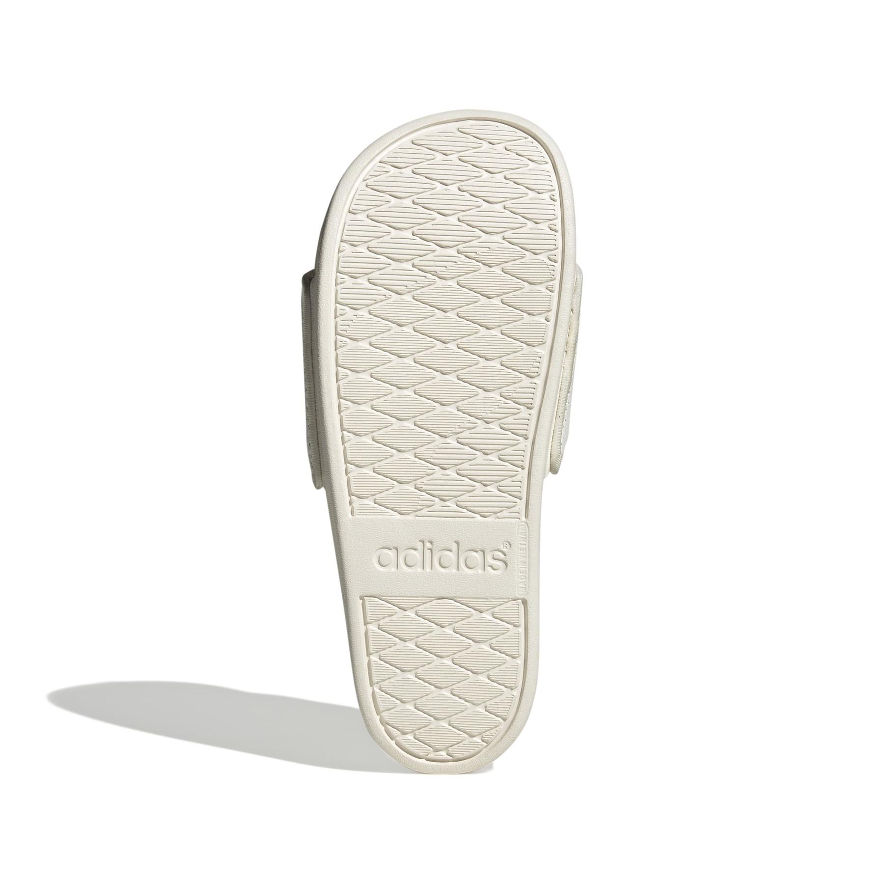 product/a/d/adidas_js3620_4_footwear_photography_bottom_view_white-nw091725.jpg