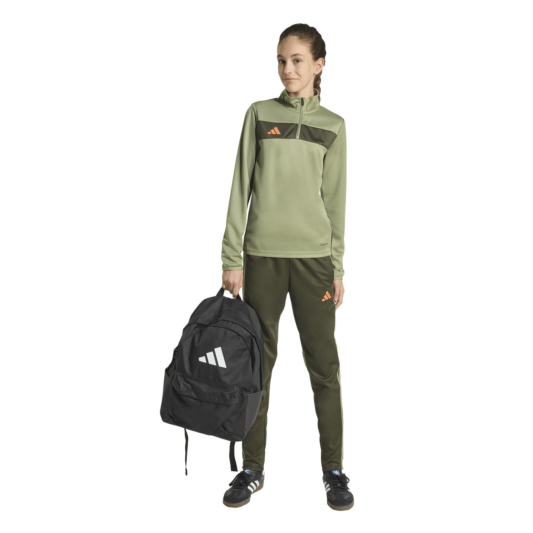 product/a/d/adidas_jw4608_tengrn-ngtcar-impora_4.jpg