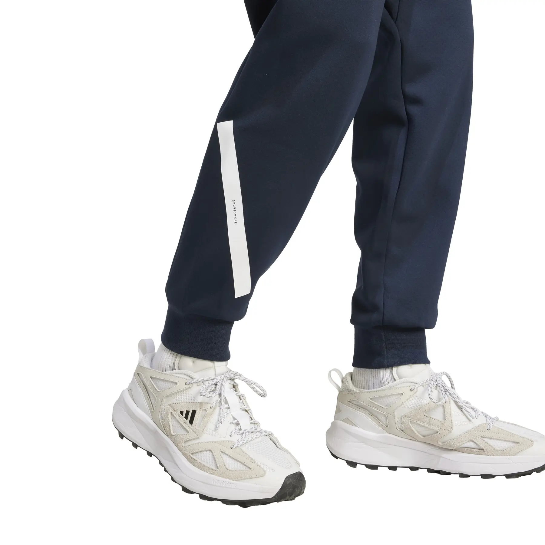adidas_jw4723_aurink_5.webp