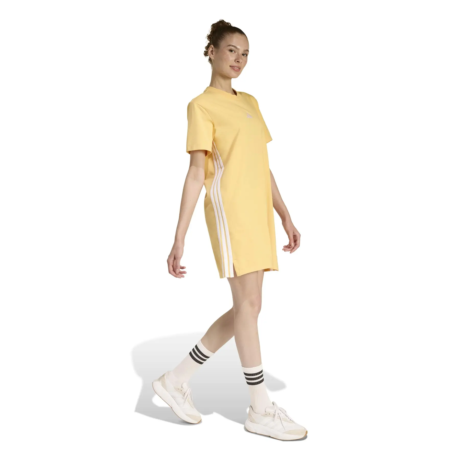 white adidas dress Wow Pro Women's Tennis while the thigh split adds just enough edge to keep it interesting Buy adidas Originals White Jacquard