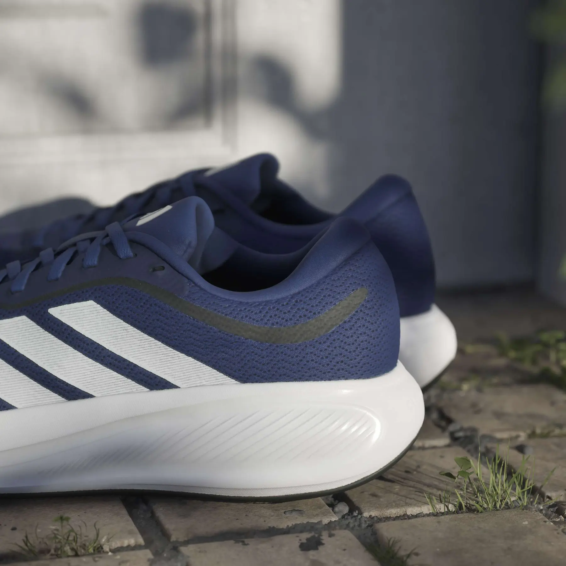 Running shoes adidas Response Runner 2 | Foot-Store display picture 1