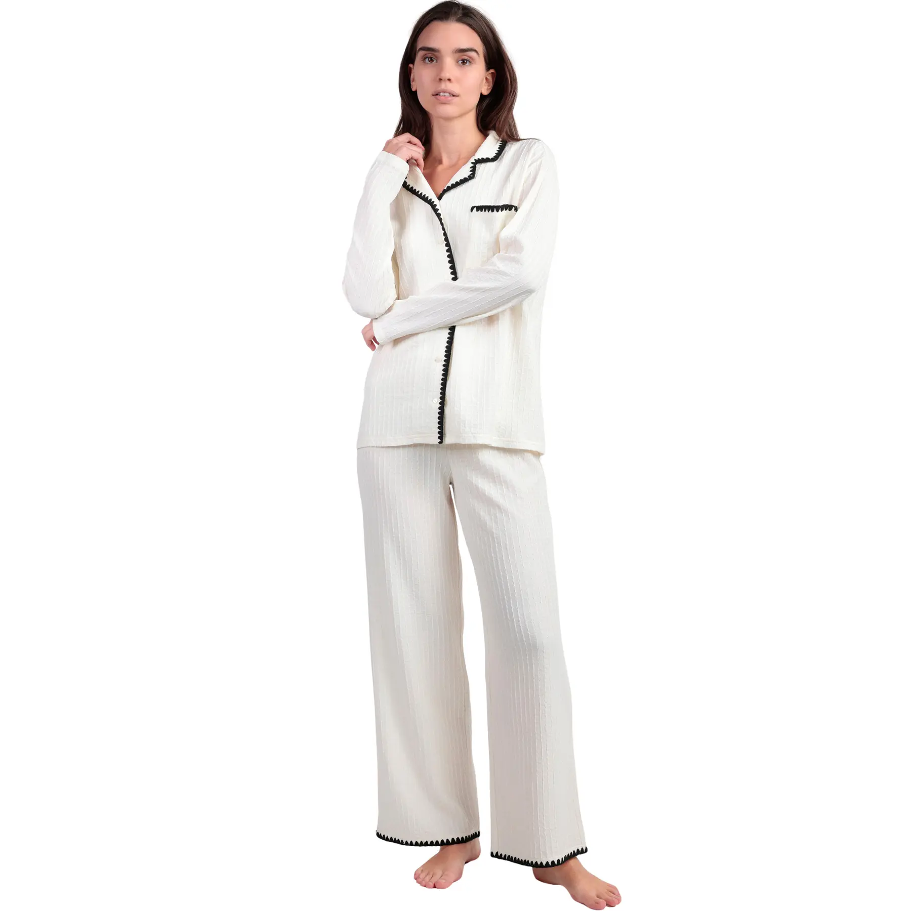 Pigiama camicia maniche lunghe e pantaloni larghi donna