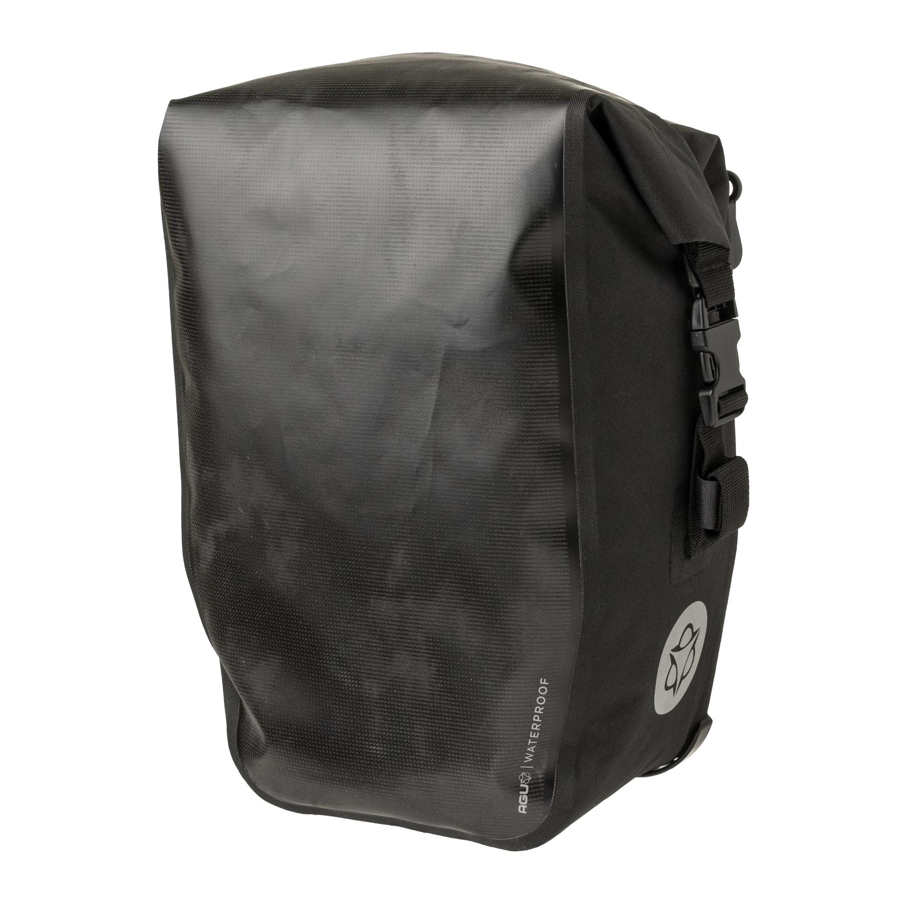 Velo Store - UK Medium bag Agu Shelter | Extra 10% off with Subscription, Postage £16.79 to UK Fedex.
