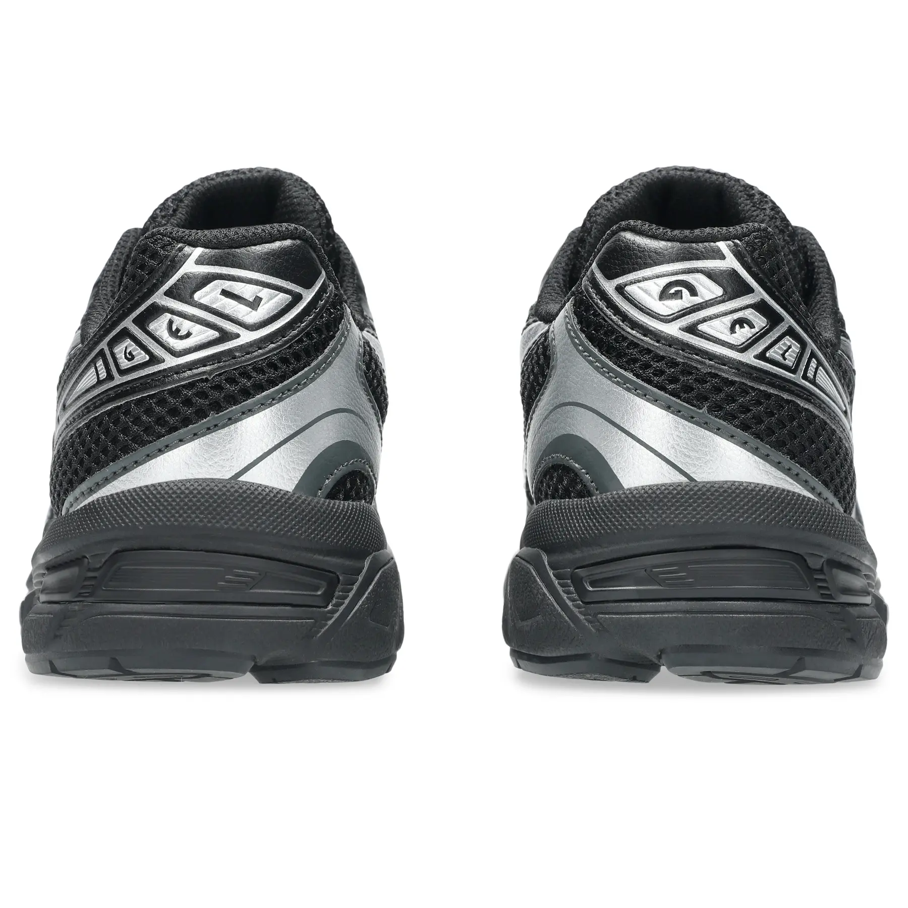 product/a/s/asics_1204a169---001_black-pure-silver_3.jpg