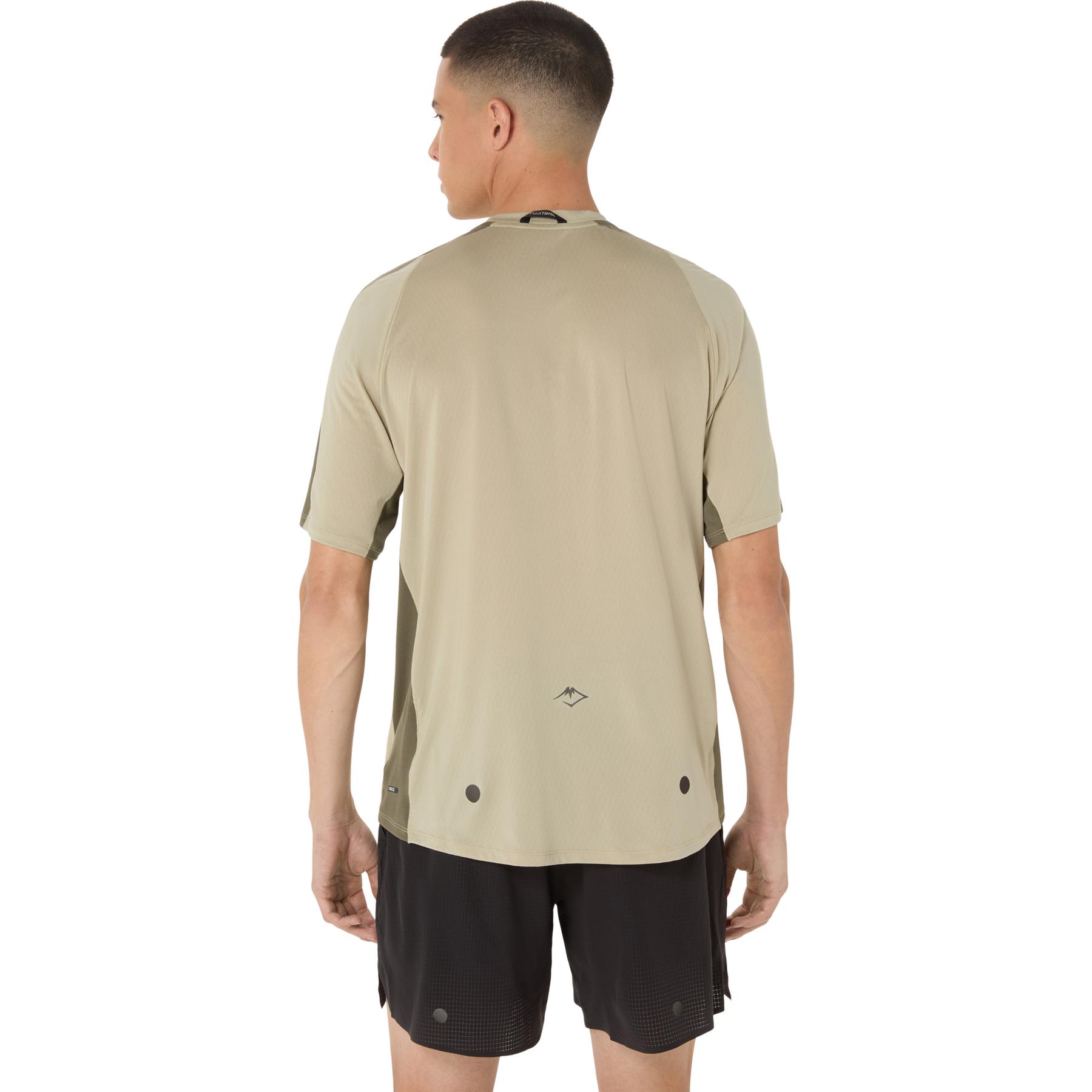 product/a/s/asics_2011d264---300_khaki-mantle-green_3.jpg