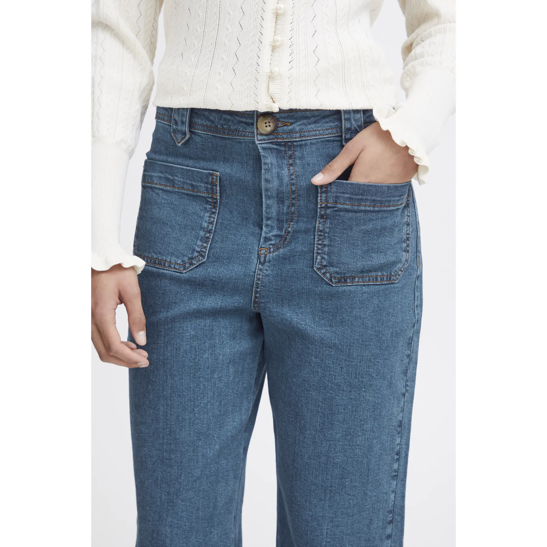 Atelier Rêve Women's Bleu Trousers Eloi