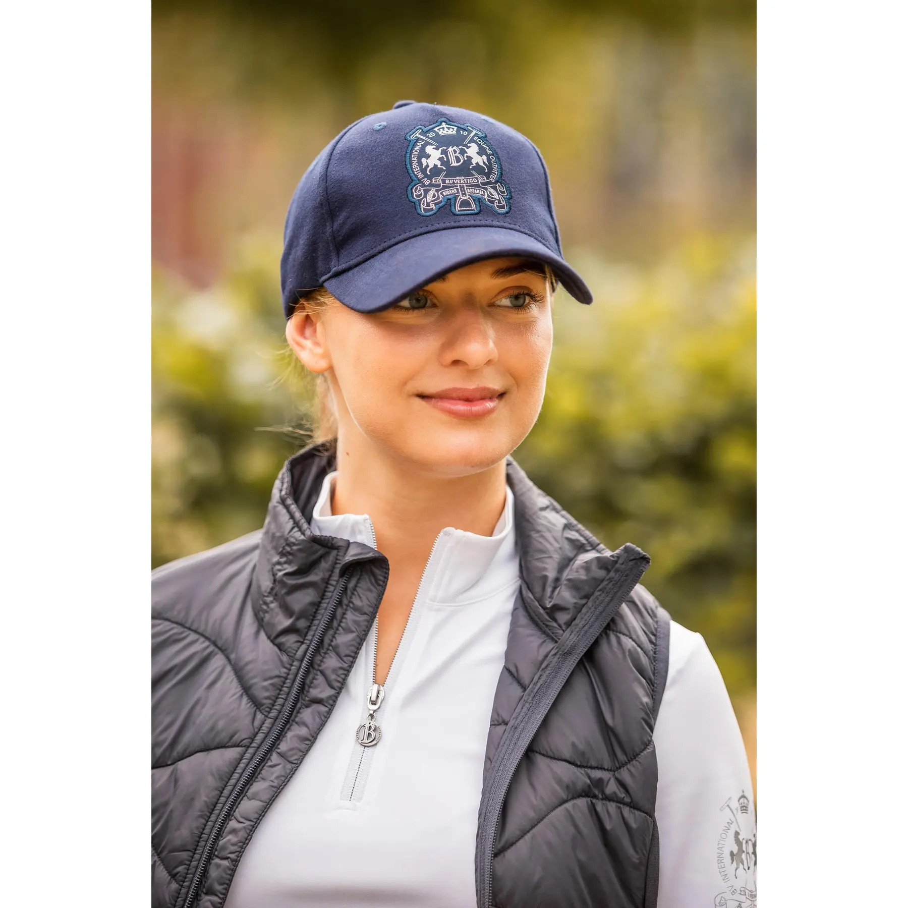 Comparer les prix de Casquette à logo femme B Vertigo