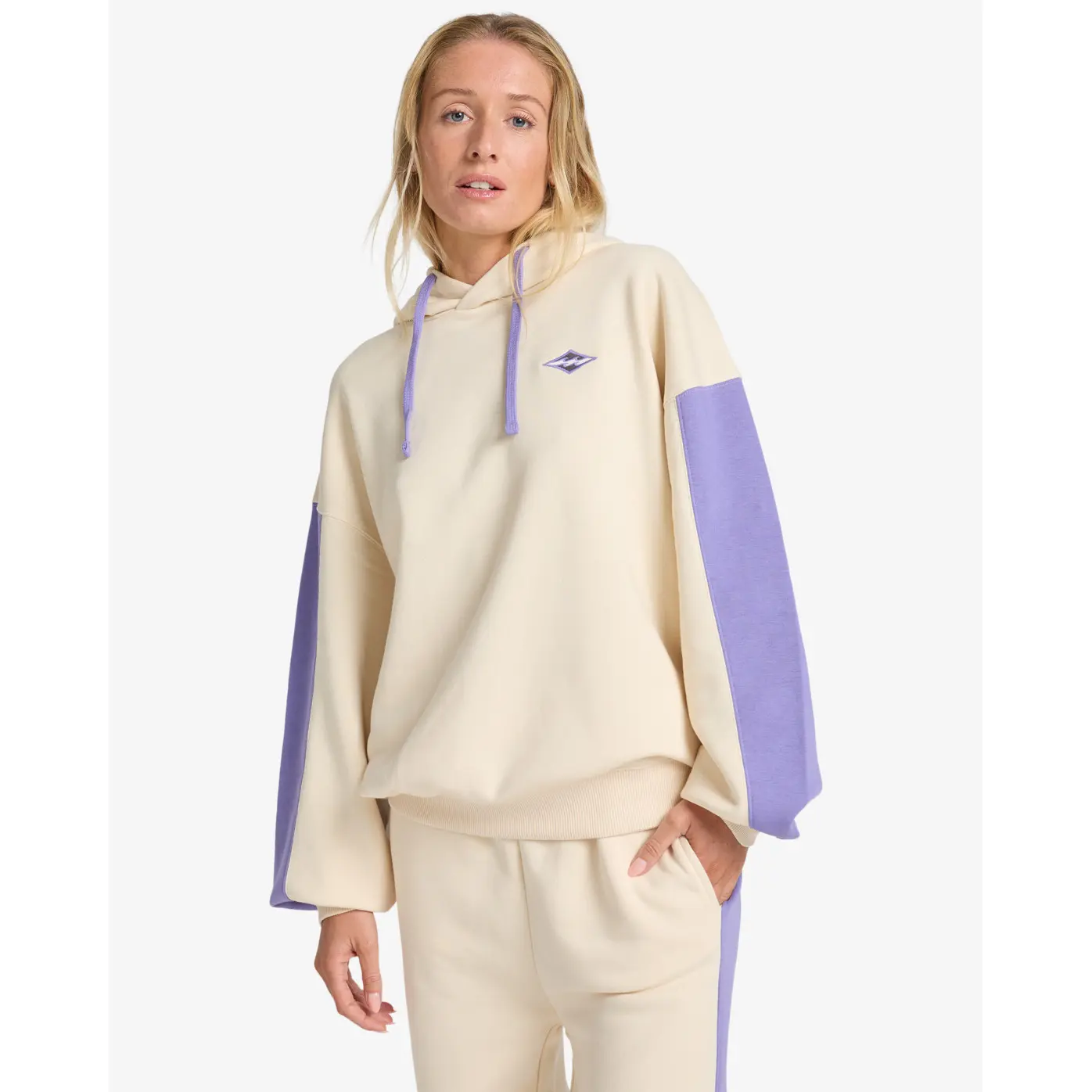 Felpa con cappuccio da donna  73