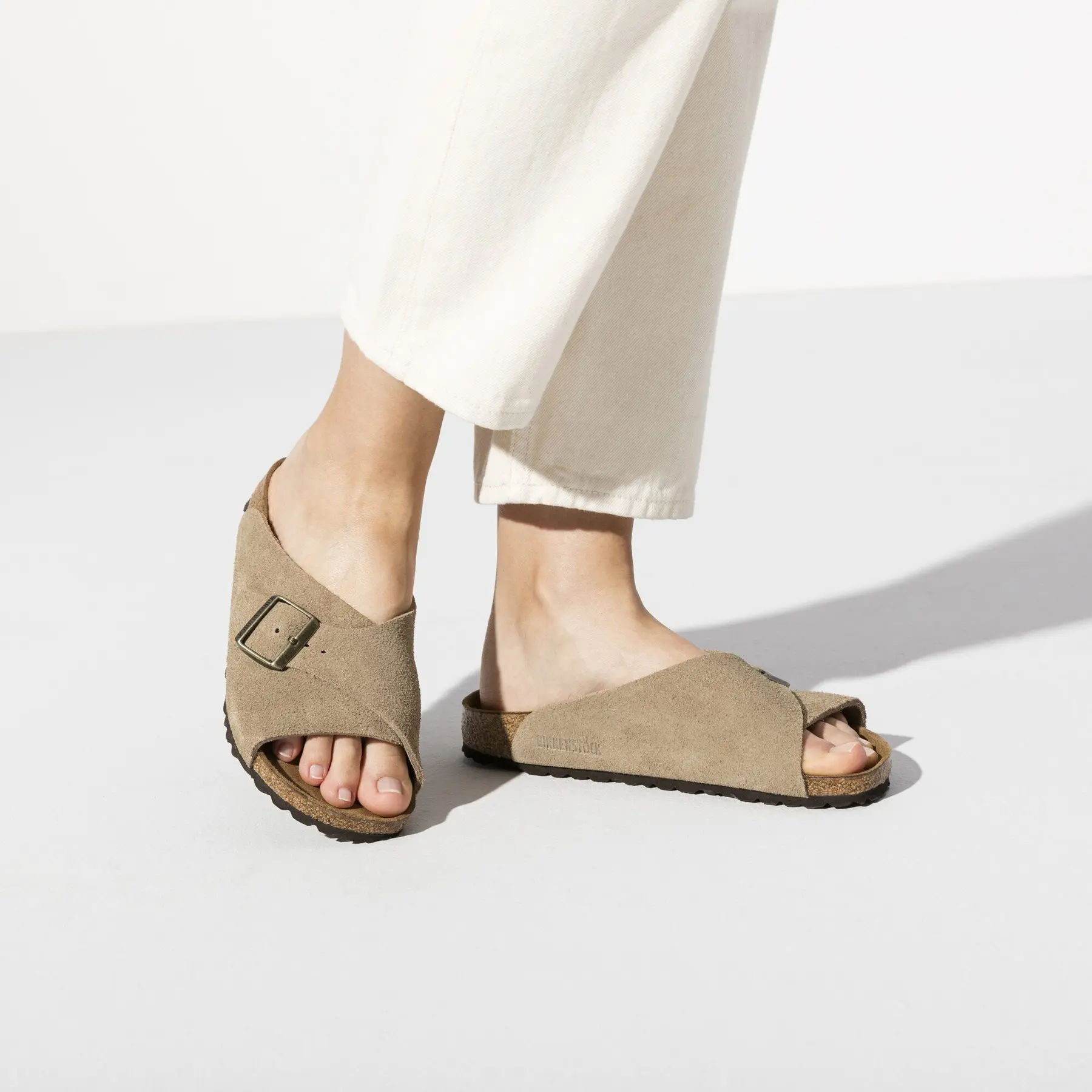 m*.様 【美品】BIRKENSTOCK AROSA シングル　ベージュ　38 Women's sandals Birkenstock Arosa Soft Footbed Suede Leather