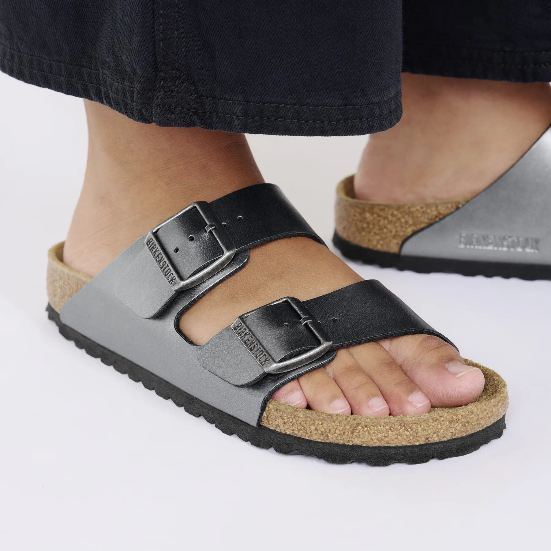 product/b/i/birkenstock_1029224_metallic-black_8.jpg