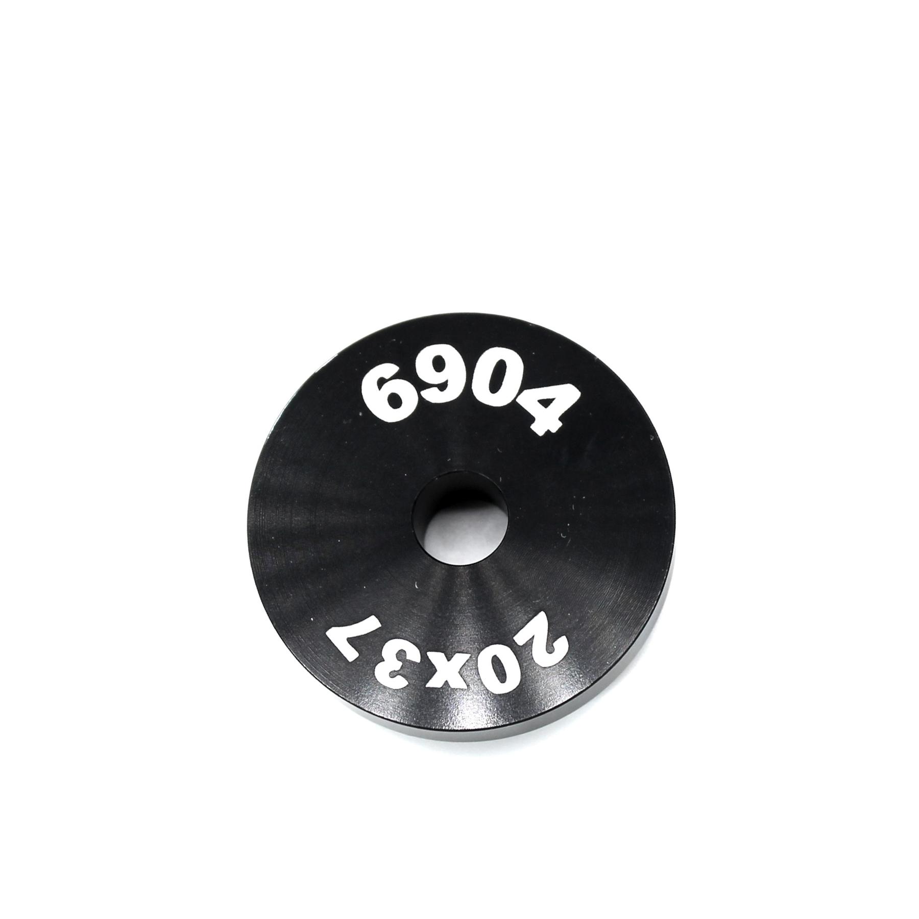 Velo Store - UK Docking wedge Black Bearing To-6904 | Extra 10% off with Subscription, Postage £16.79 to UK Fedex.