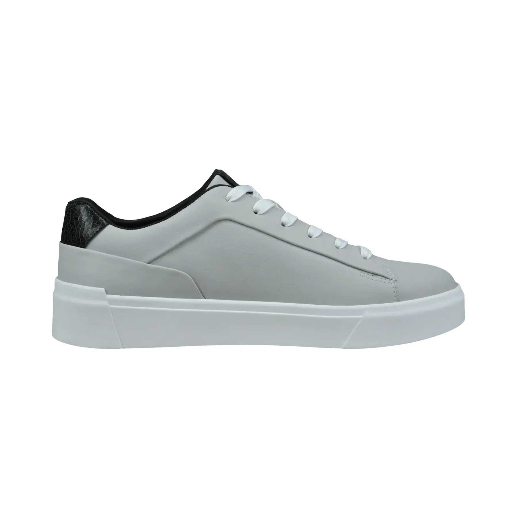 Baskets Bugatti