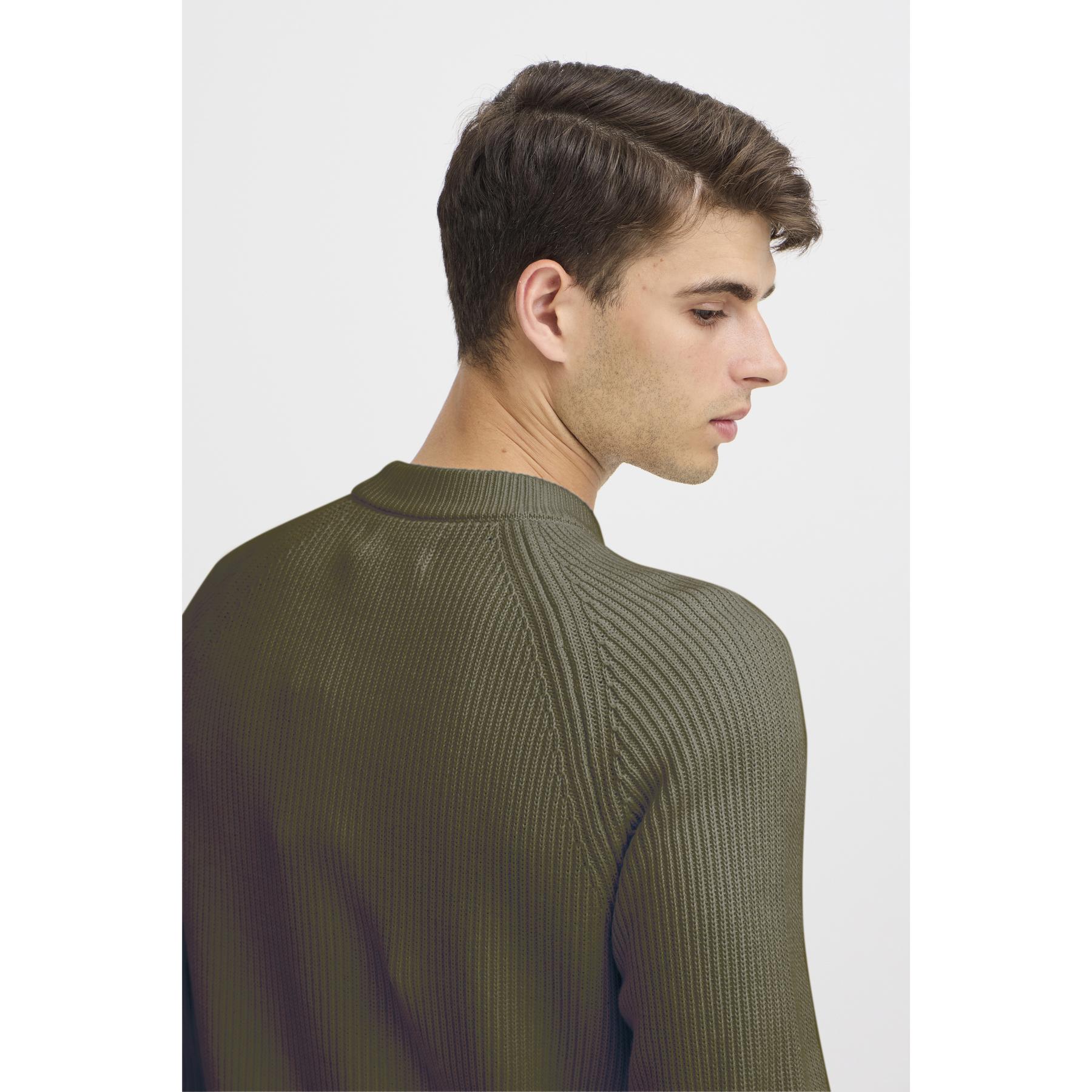 product/c/a/casual-friday_20504998-190413_7.jpg