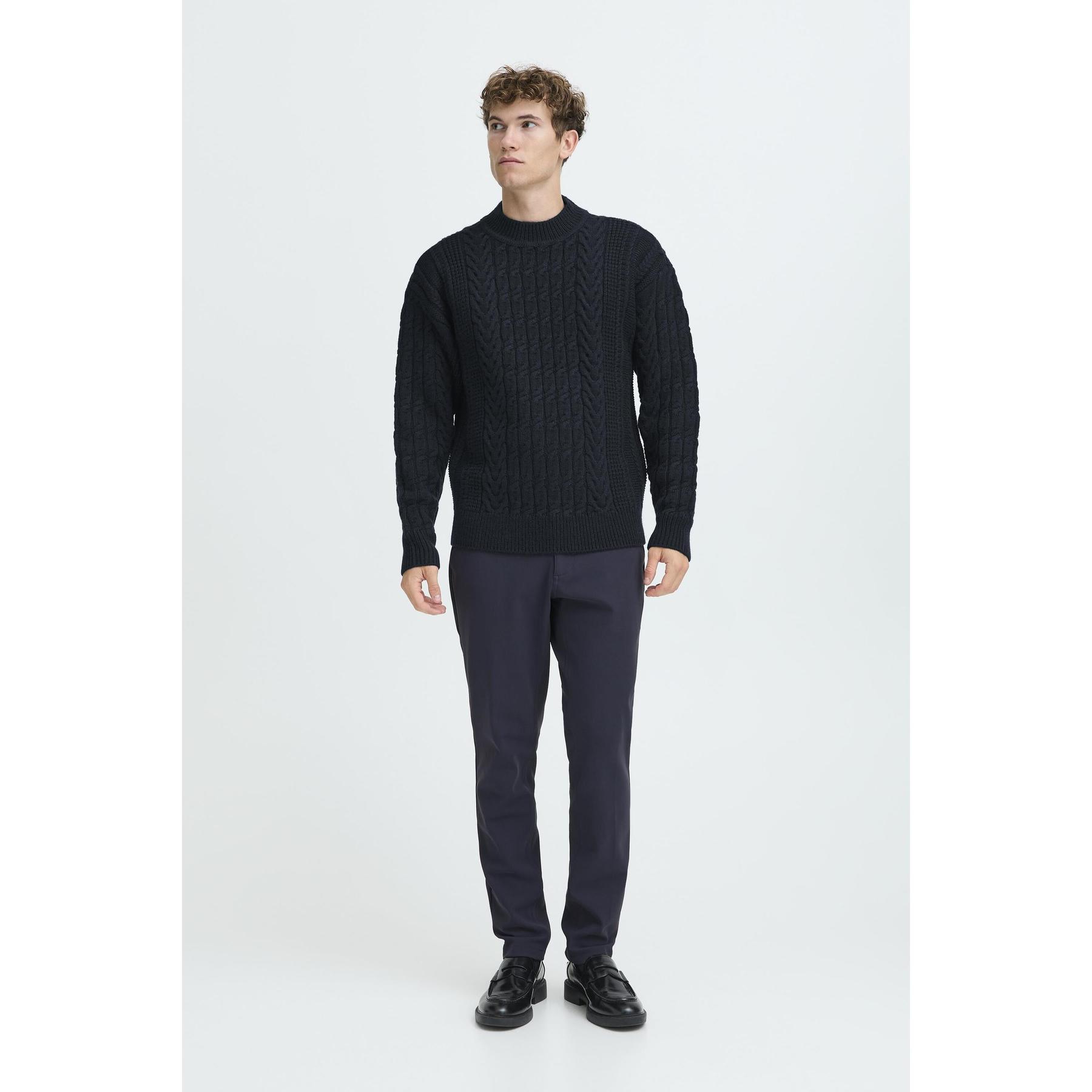 product/c/a/casual-friday_20505591-194013_3.jpg