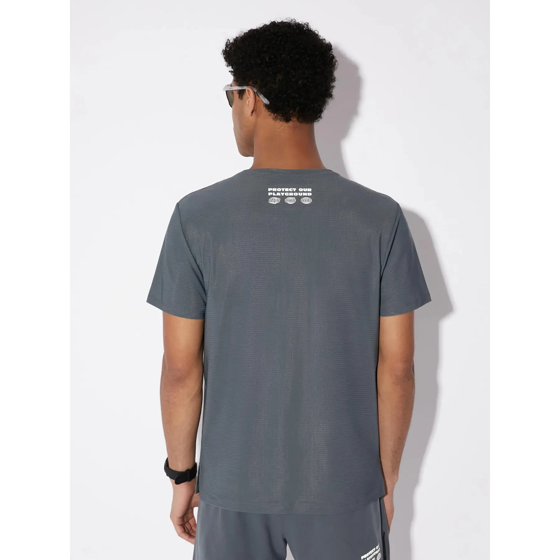 product/c/i/circle-sportswear_ts001p29-sch01-m-ob-ss25_flint-grey_3.jpg
