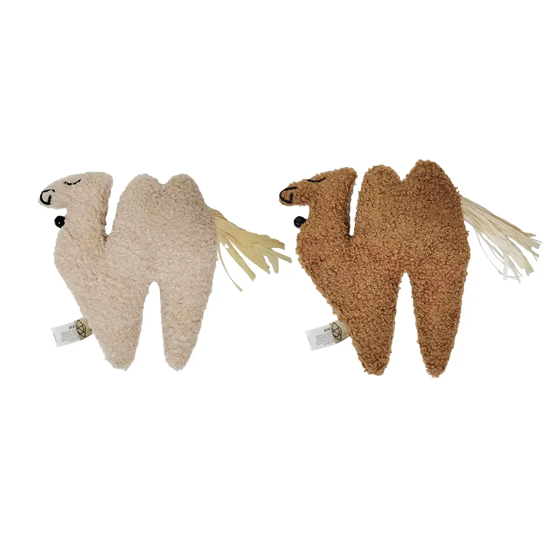 Meilleurs prix pour Jouet peluche pour chat avec herbe à chat D&D Home Latif