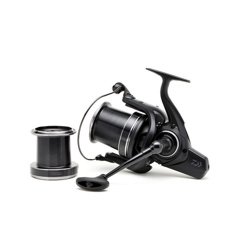 product/d/a/daiwa_em2345scwqd_black_2.jpg