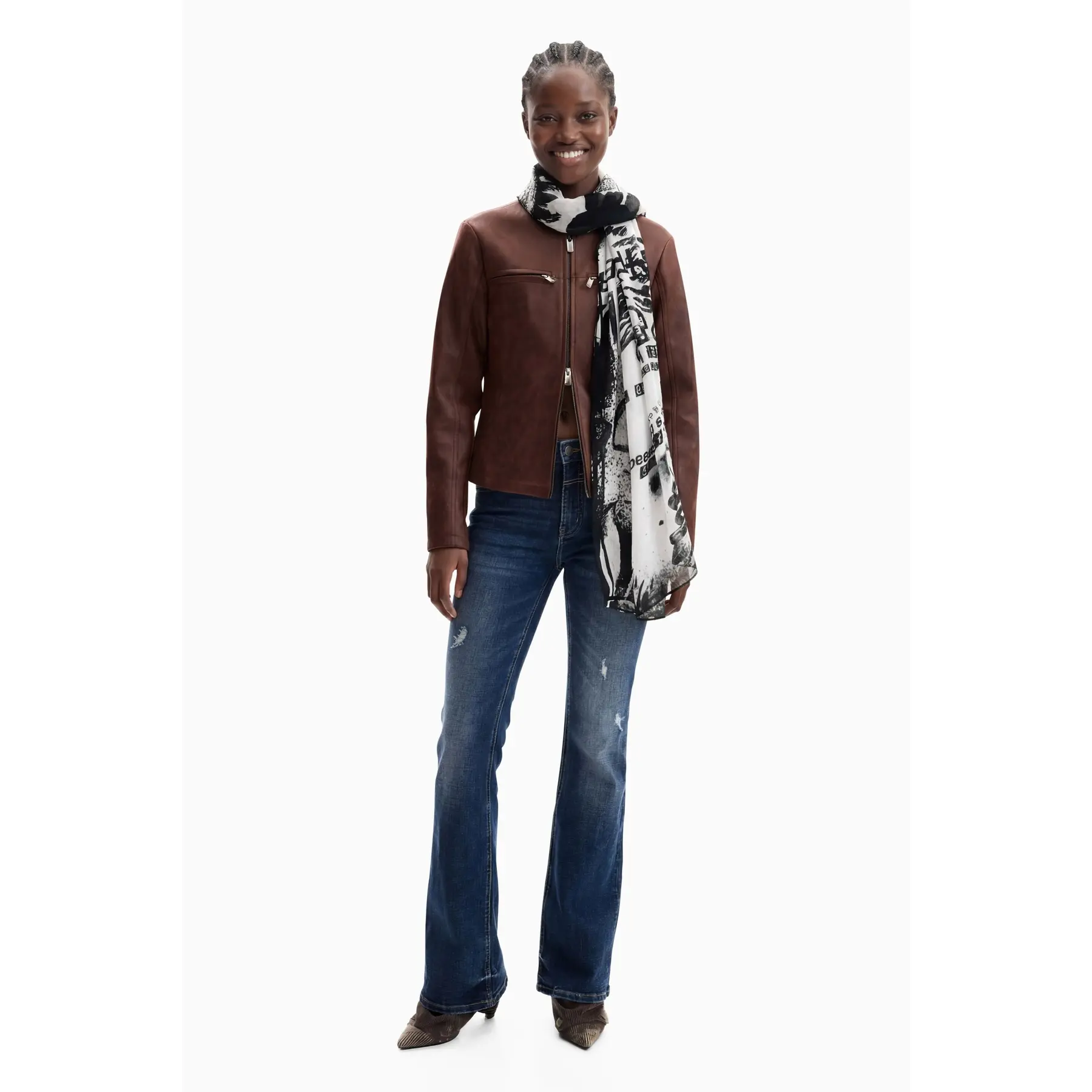 Desigual Damen Beige Kopftuch Lettering