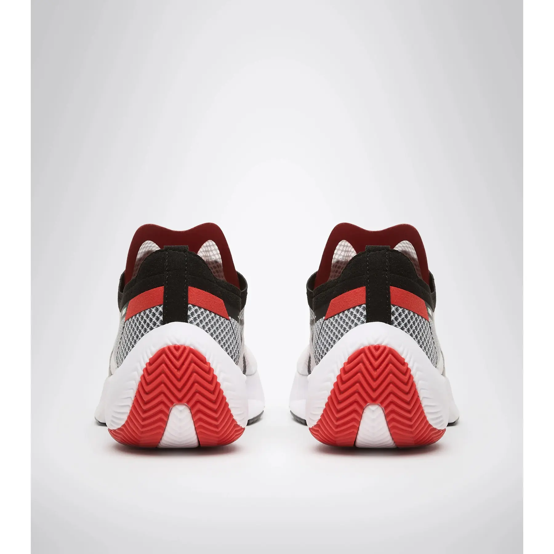 product/d/i/diadora_101.178396-c6714_white-black-fiery-red_3.jpg