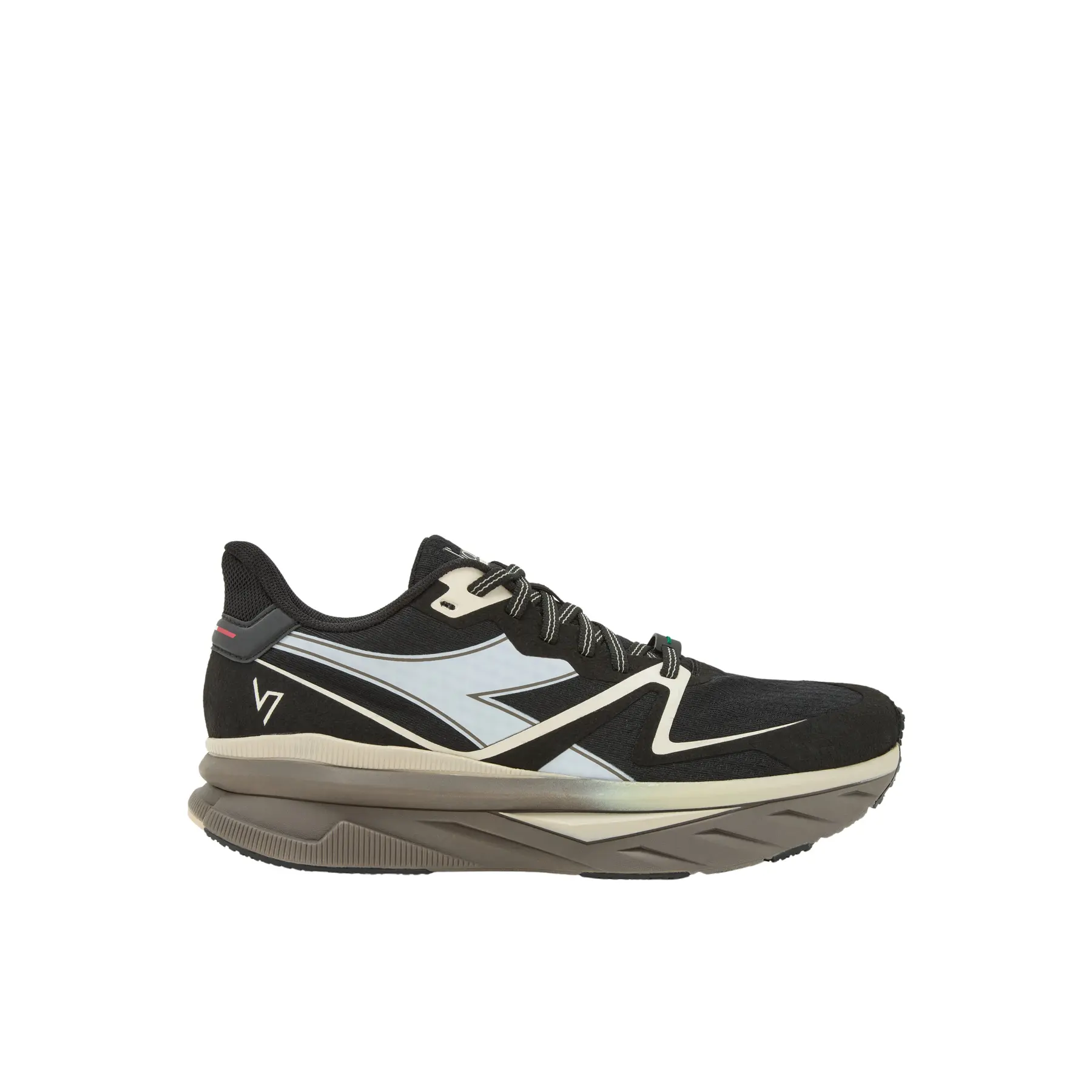 product/d/i/diadora_101.179073-c9682_black-white-smoke-gray_1.jpg