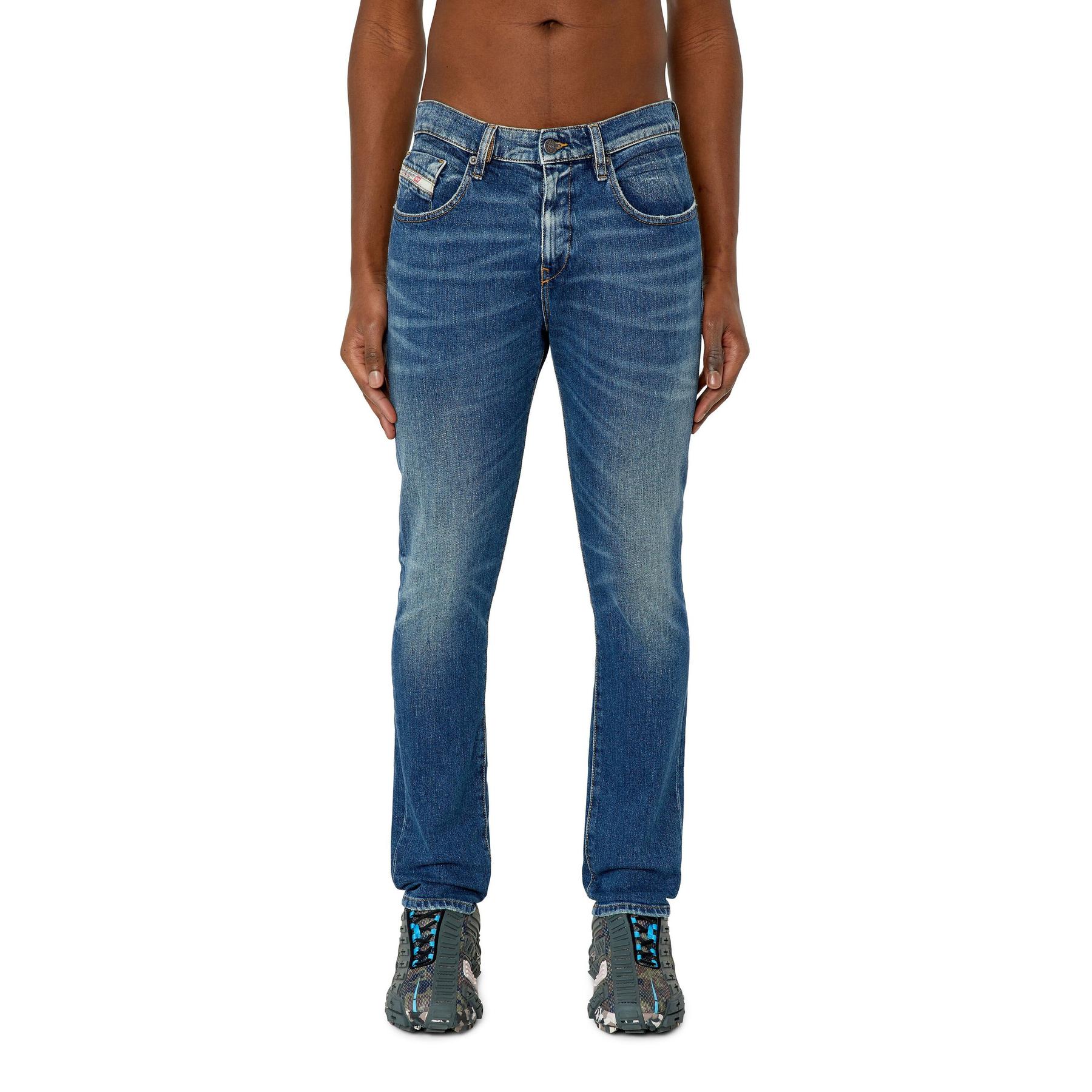 8052105547944 - Slim Jeans Strukt