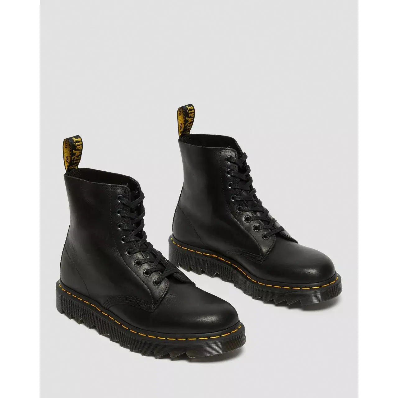 product/d/r/dr-martens_26324001_noir_3.jpg