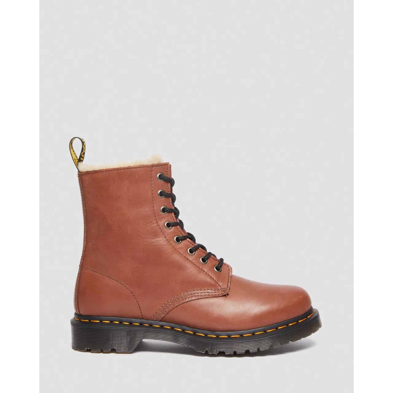 0190665493894 - 1460 Serena - Saddle Tan Farrier Boot braun