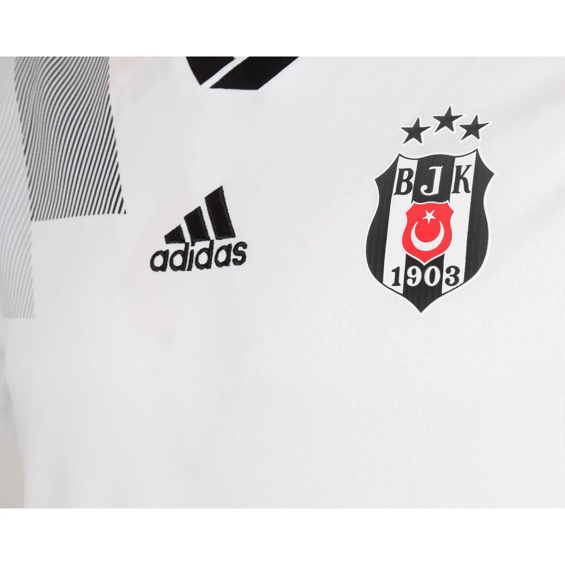Home jersey Besiktas JK 2019/20 | Foot-Store