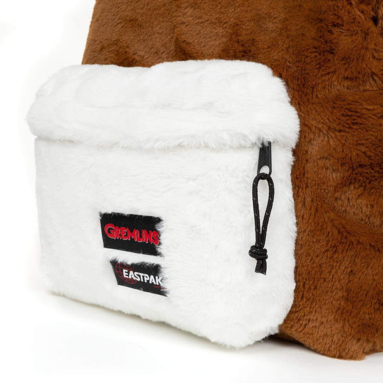 product/e/a/eastpak-ek0006205y5-gremlins-gizmo-2.jpg