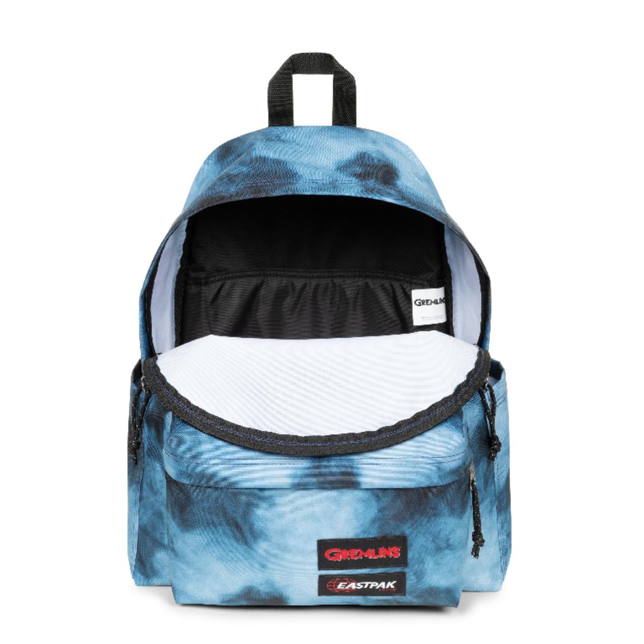 product/e/a/eastpak-ek0a5bg45y4-gremlins-clouds-15.jpg