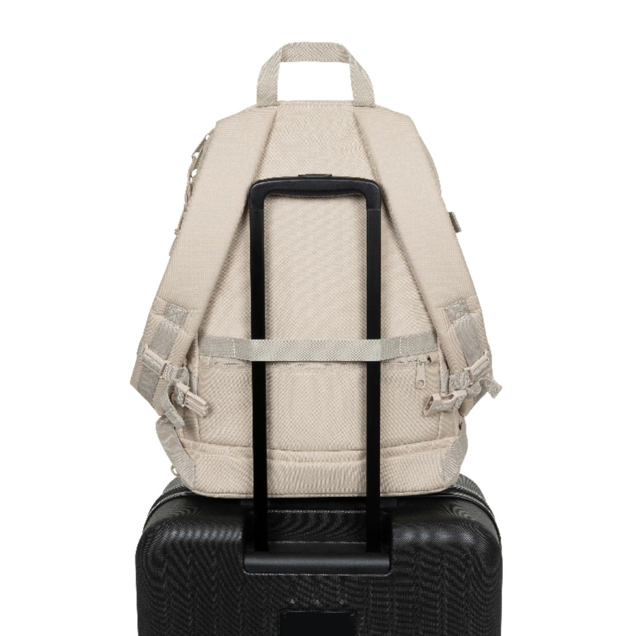 product/e/a/eastpak-ek0a5bmr9y9-monotone-beige-13.jpg