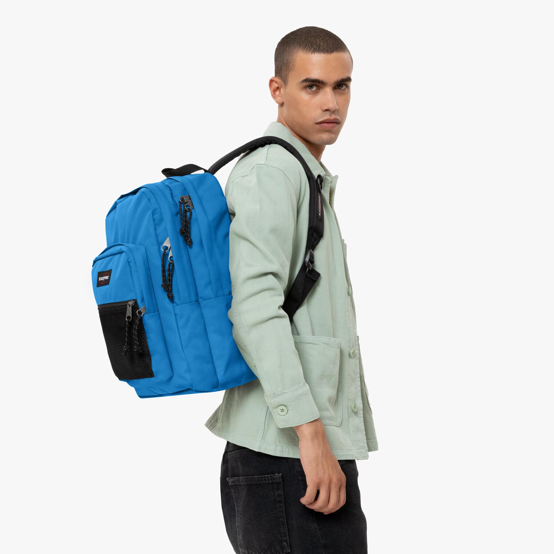 product/e/a/eastpak_ek0000601k9_4.jpg