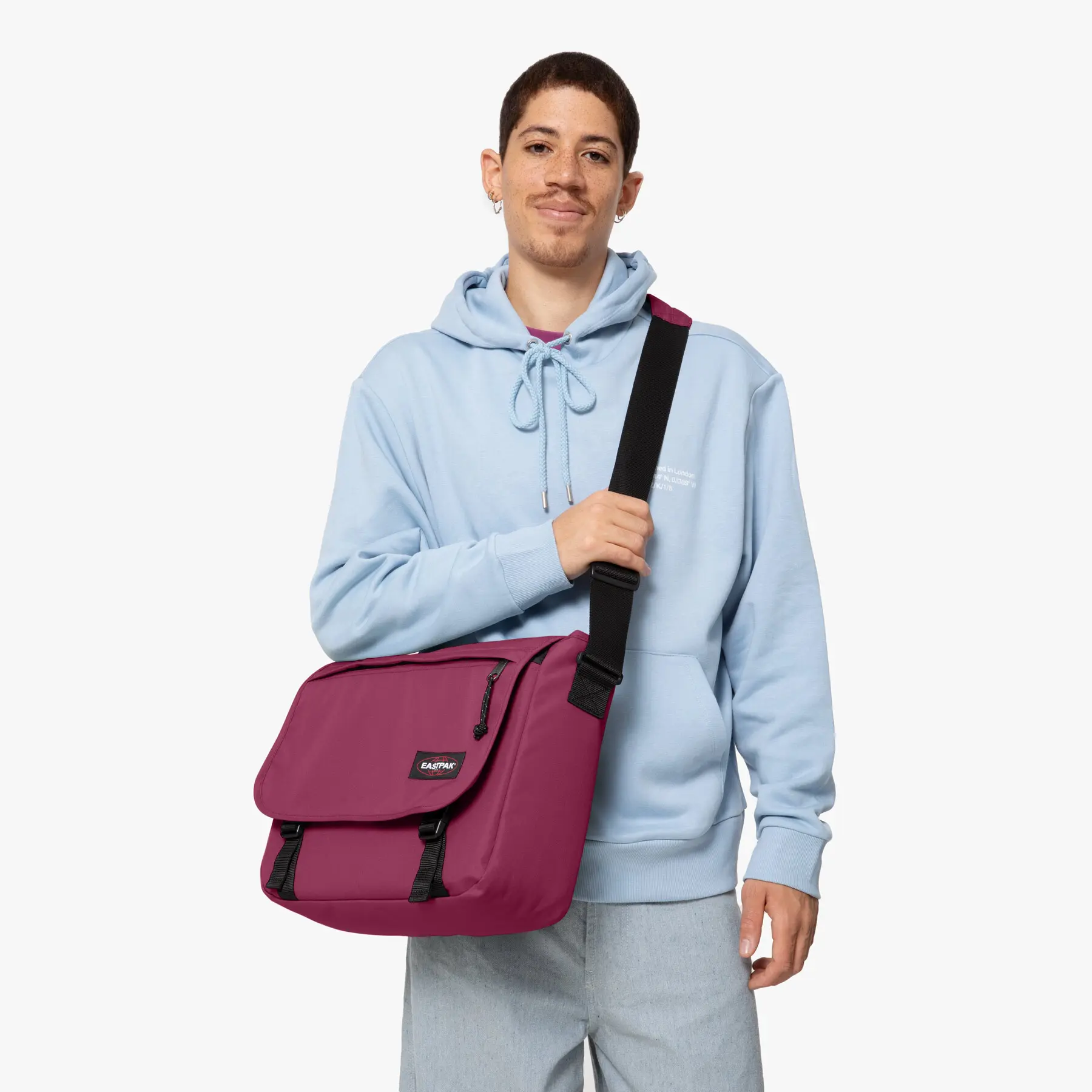 product/e/a/eastpak_ek00026e6s1_3.jpg
