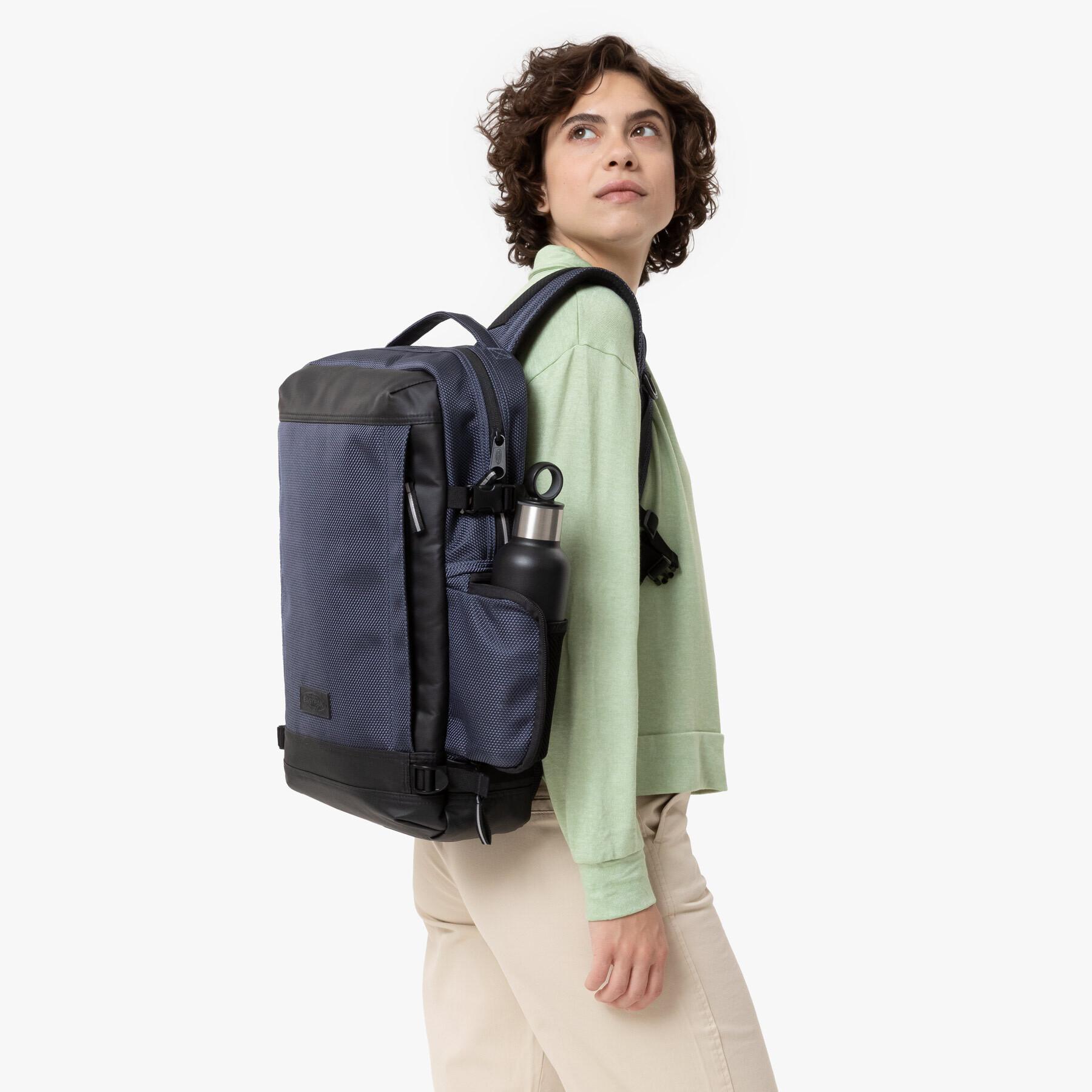 product/e/a/eastpak_ek00091d1k3_4.jpg