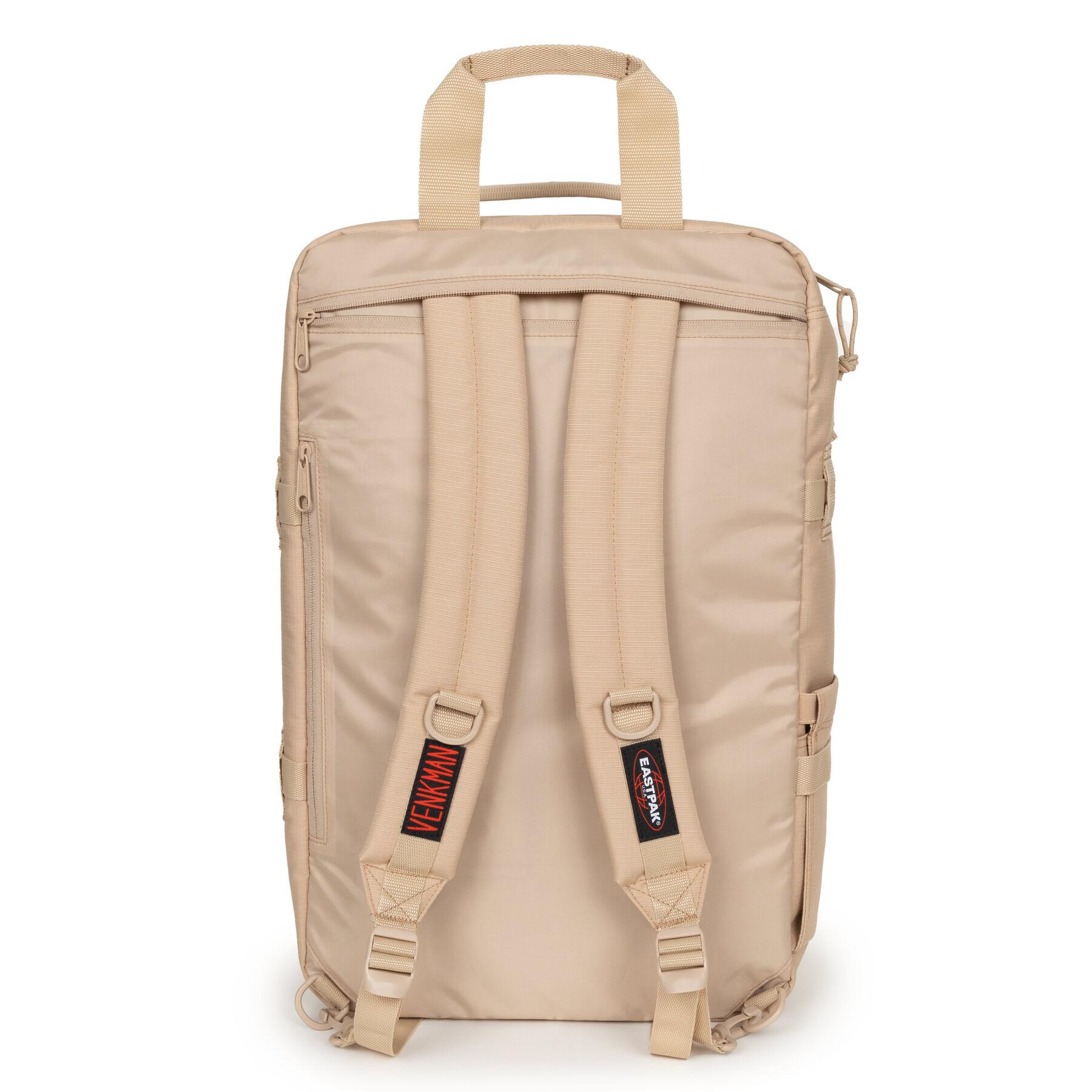 product/e/a/eastpak_ek0a5bbr1z3_004.jpg