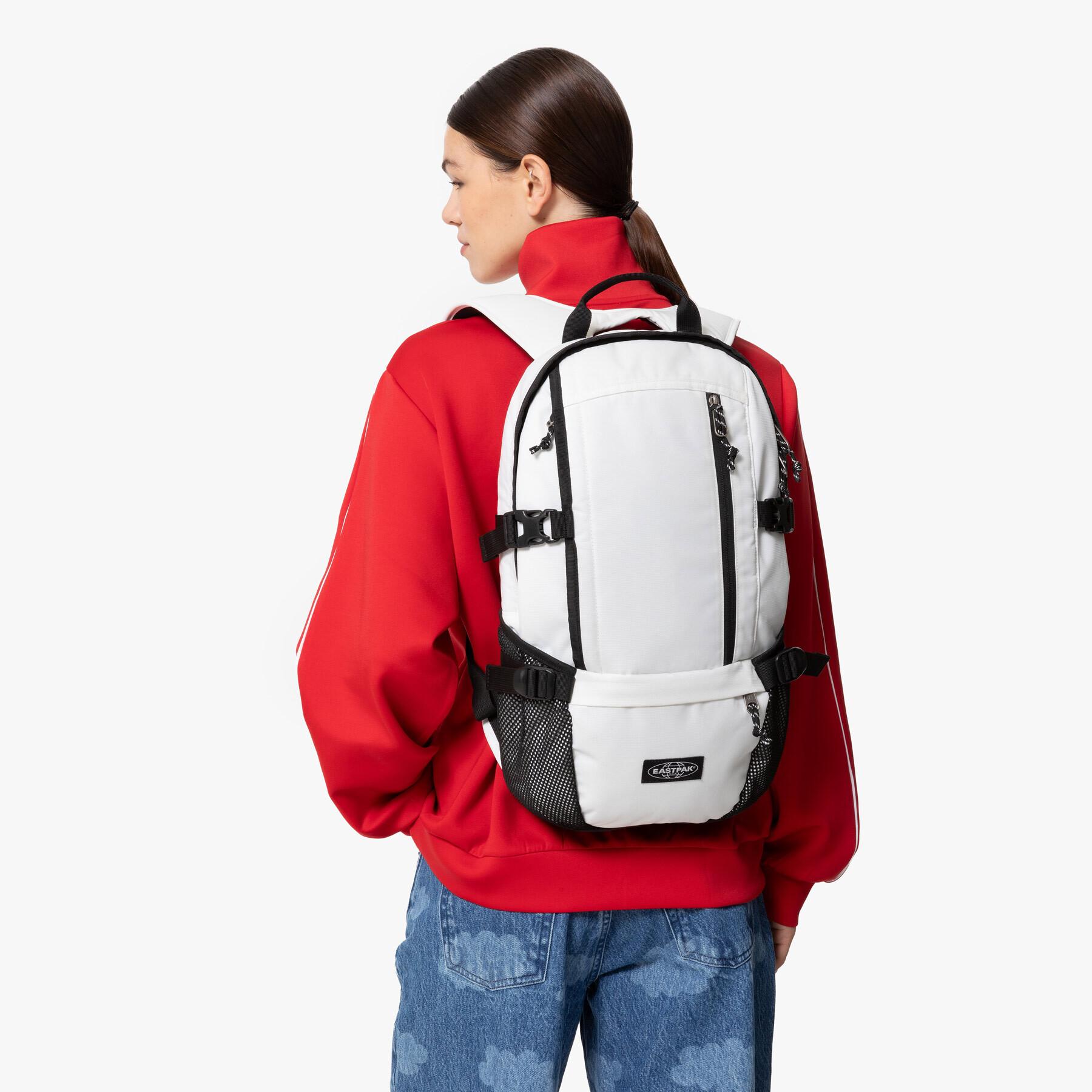 product/e/a/eastpak_ek0a5bci9s2_9s2-cs-gum_7.jpg