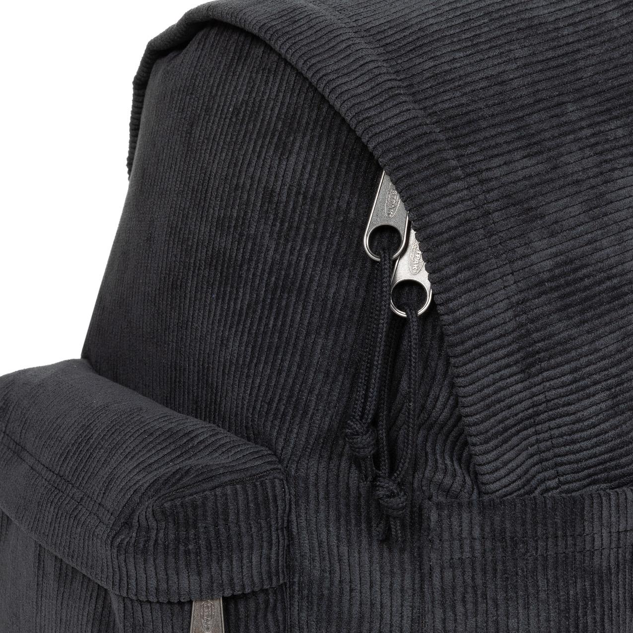 product/e/a/eastpak_ek0a5bg54w8_ribs-black_2.jpg