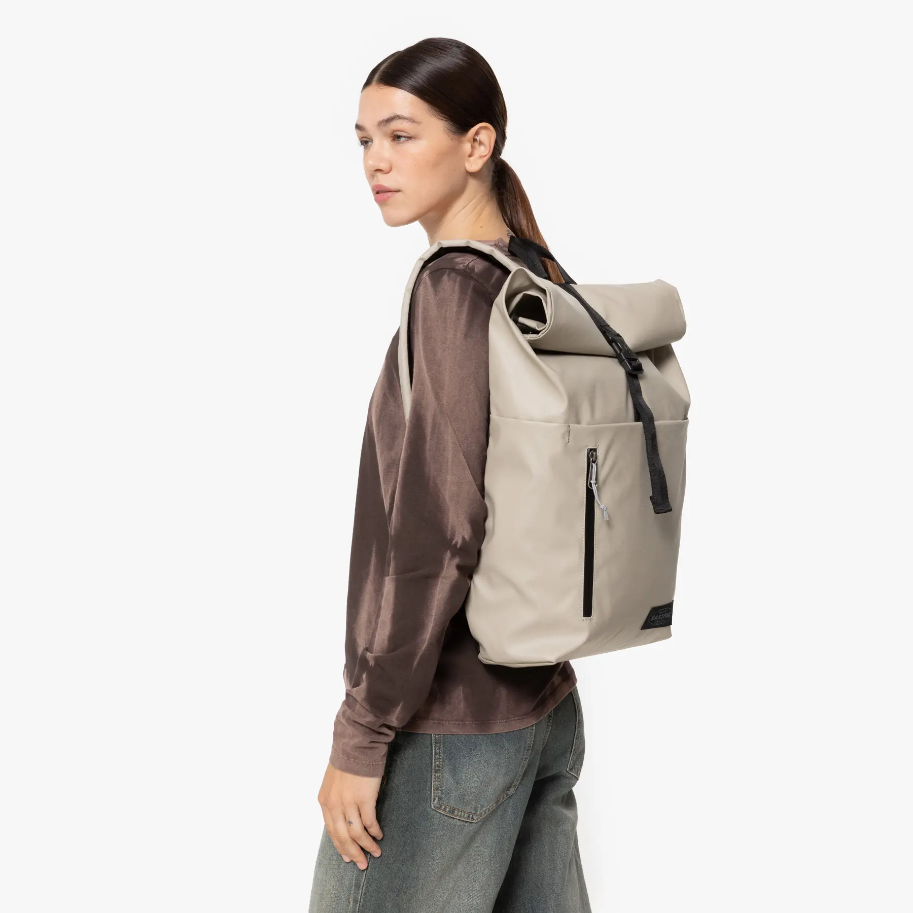 product/e/a/eastpak_ek0a5bgf8s4_8s4-tarp-beige_9.jpg