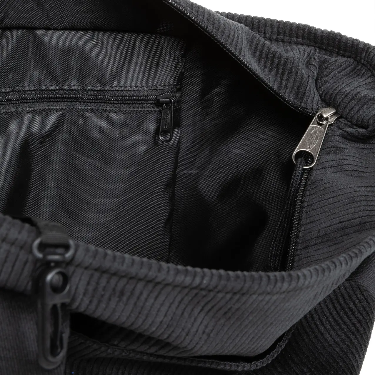 product/e/a/eastpak_ek0a5bic4w8_ribs-black_14.jpg