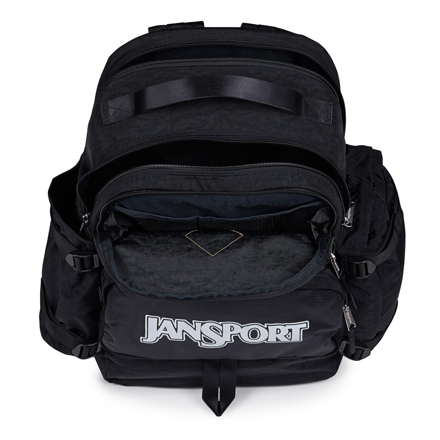 product/e/a/eastpak_ek0a5bjzn55_black_22.jpg