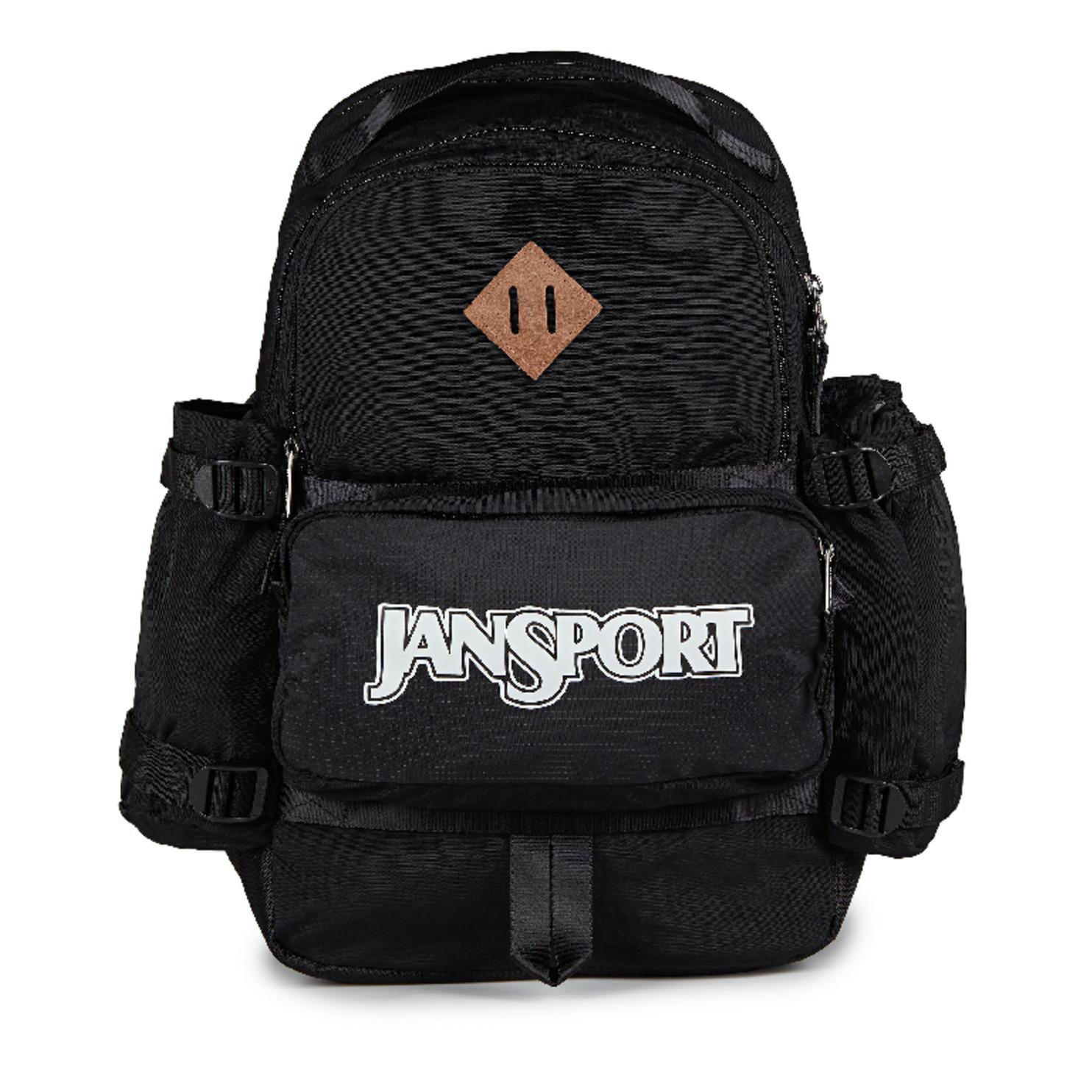 product/e/a/eastpak_ek0a5bjzn55_black_34.jpg
