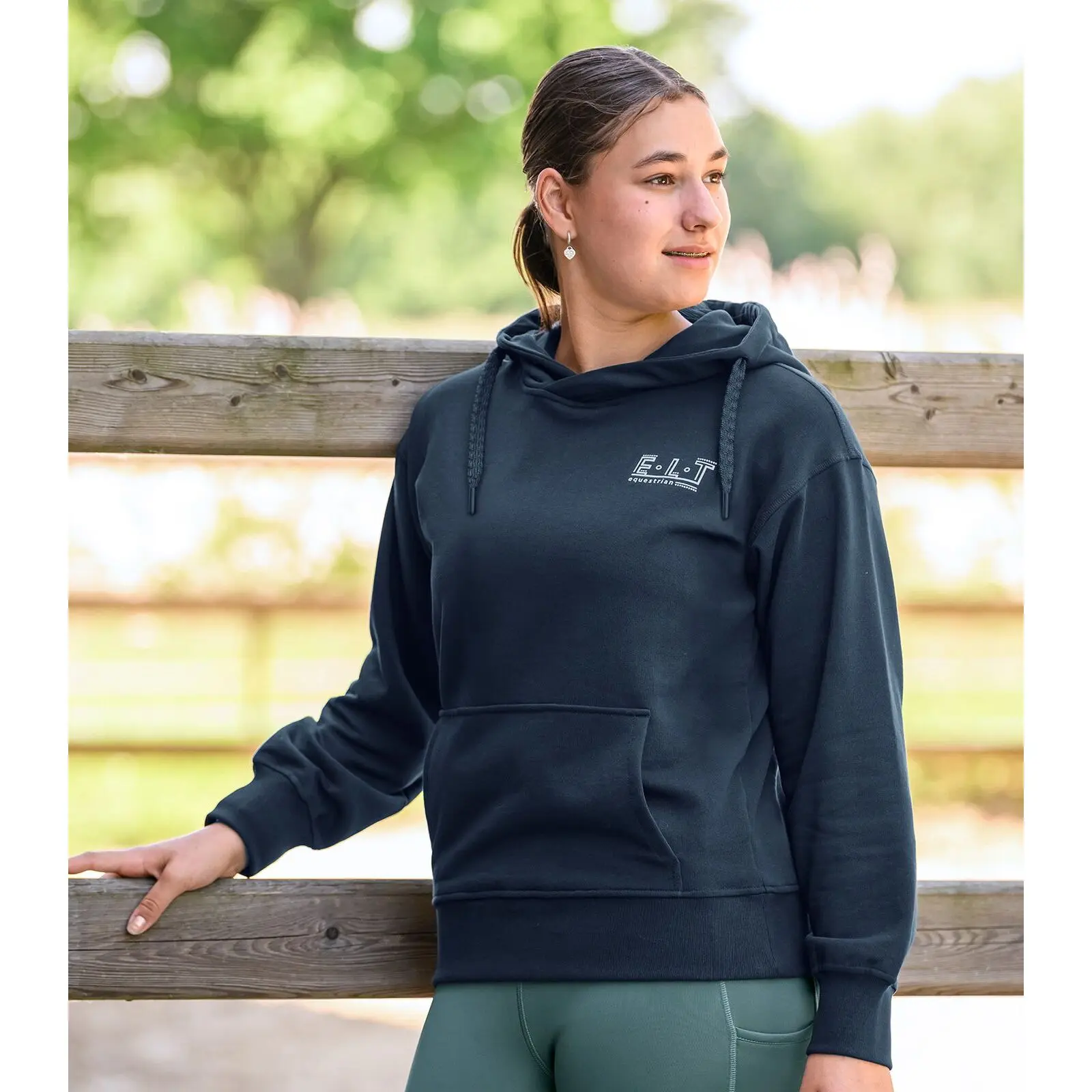 Comparer les prix de Sweatshirt à capuche femme ELT Strasbourg