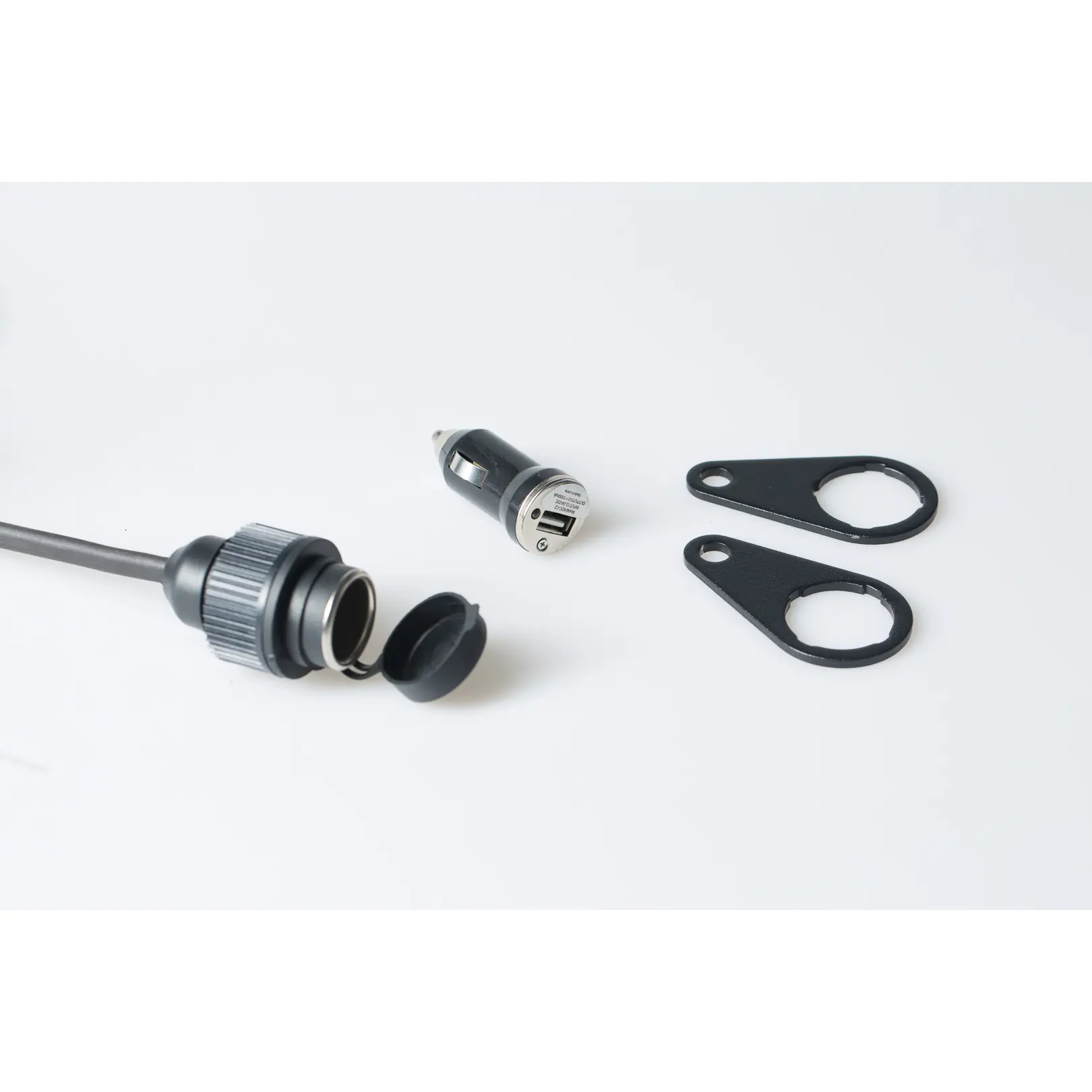 Elektrischer Anschluss Universalbefestigung mit usb-Adapter. SW-Motech