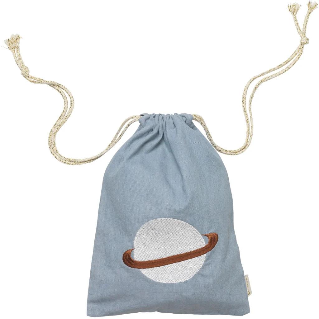 5713034214873 - Geschenke-Stoffbeutel PLANET (34x23) in cottage blue