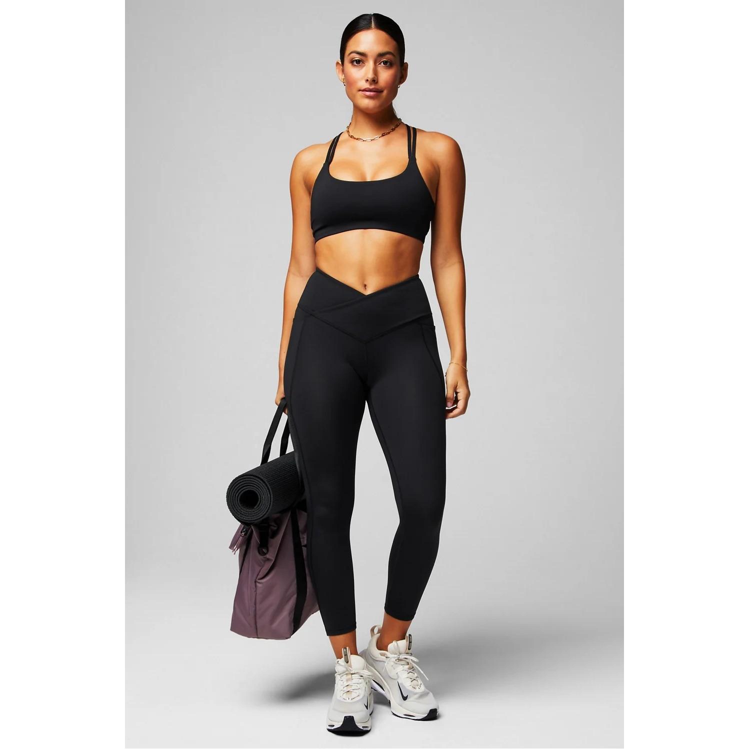 product/f/a/fabletics_lg2251354-0001_black_4.jpg